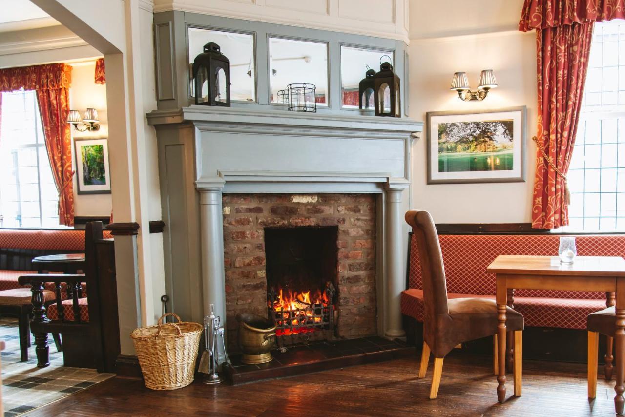 Hotel The Bulls Head à Milnthorpe Extérieur photo